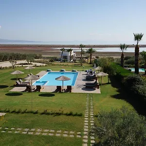 Aparthotel Flamingo View &, Nea Poteidaia